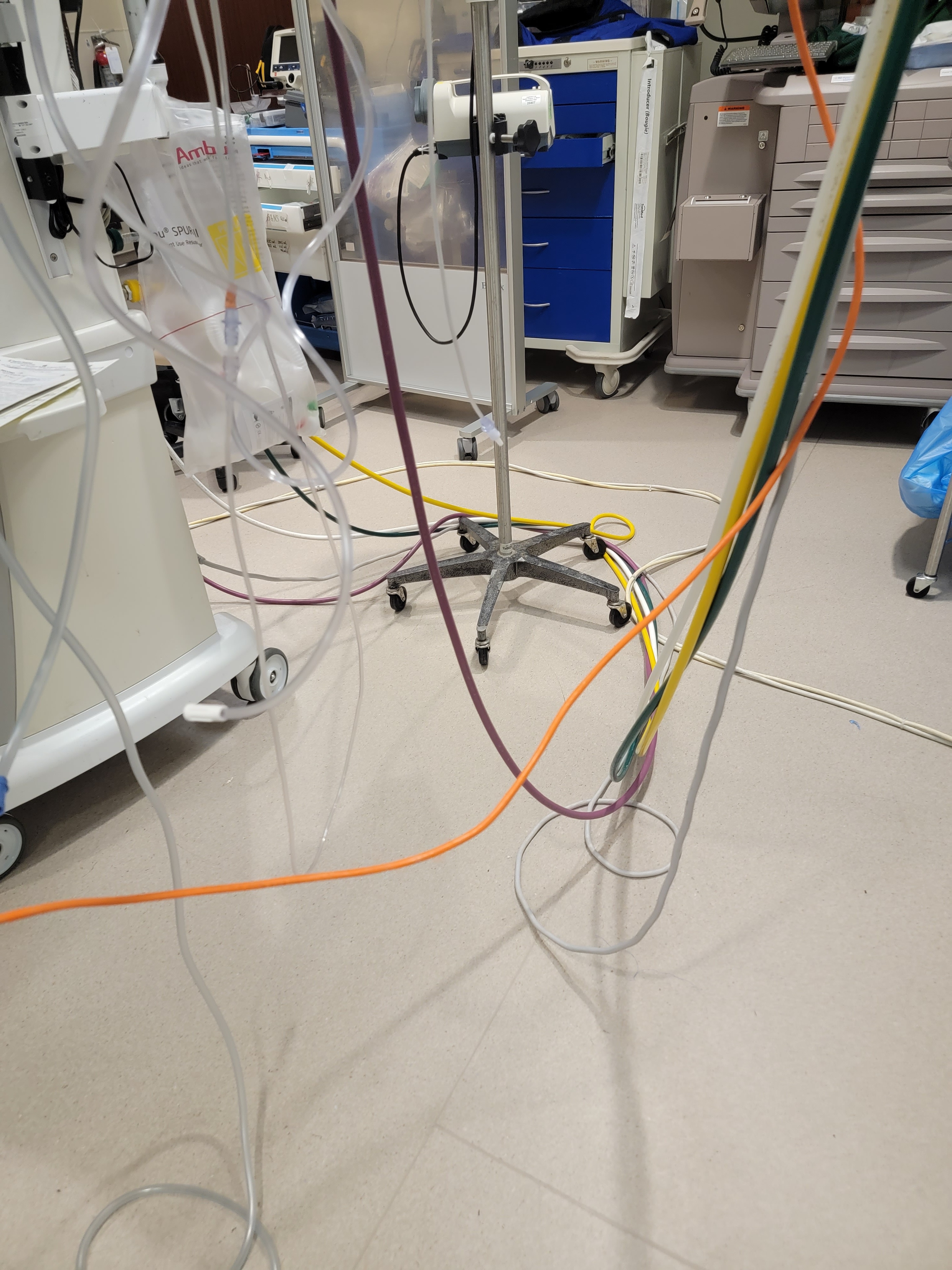Pathway Obstruction & Floor-Level Hazards — field photo 2