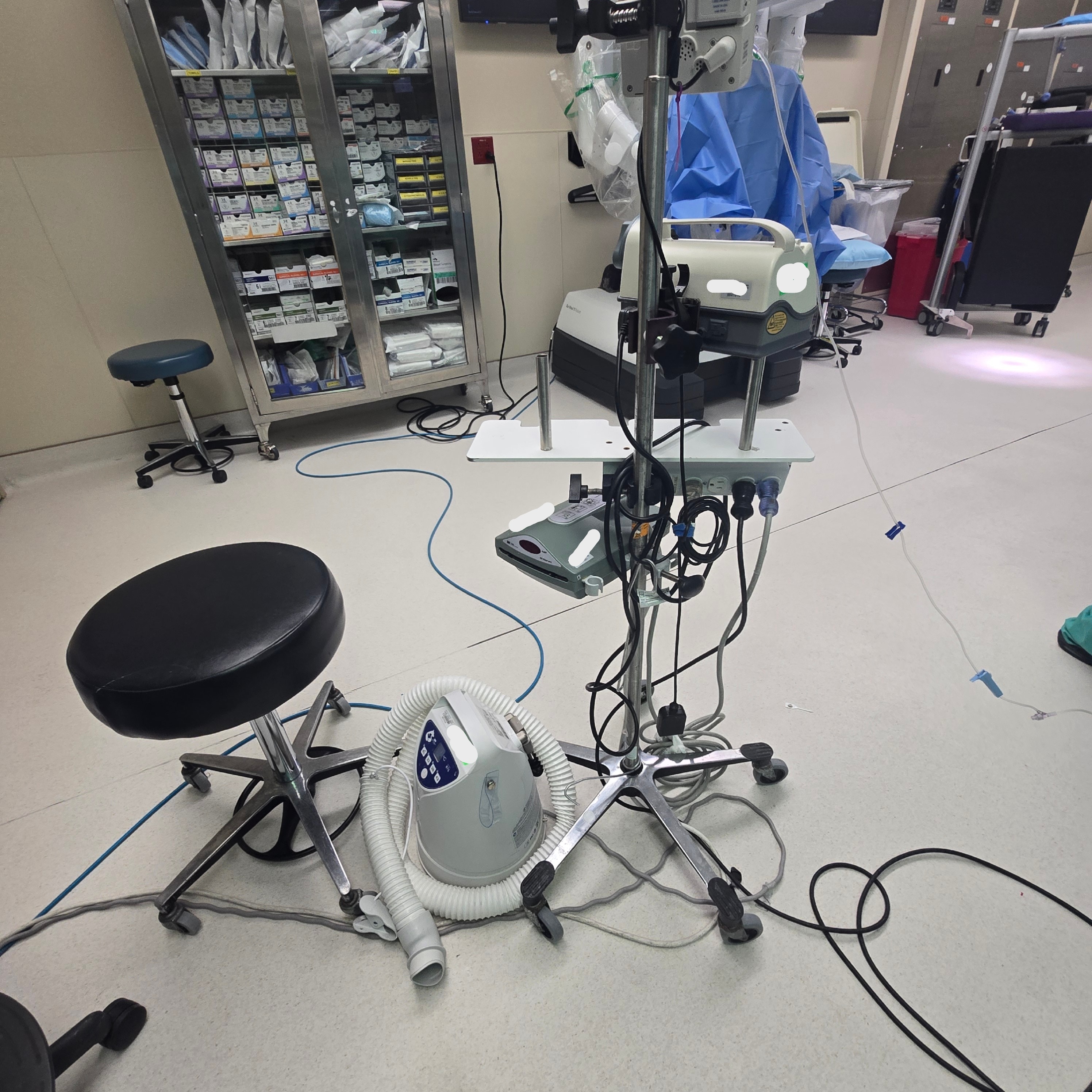 Pathway Obstruction & Floor-Level Hazards — field photo 6