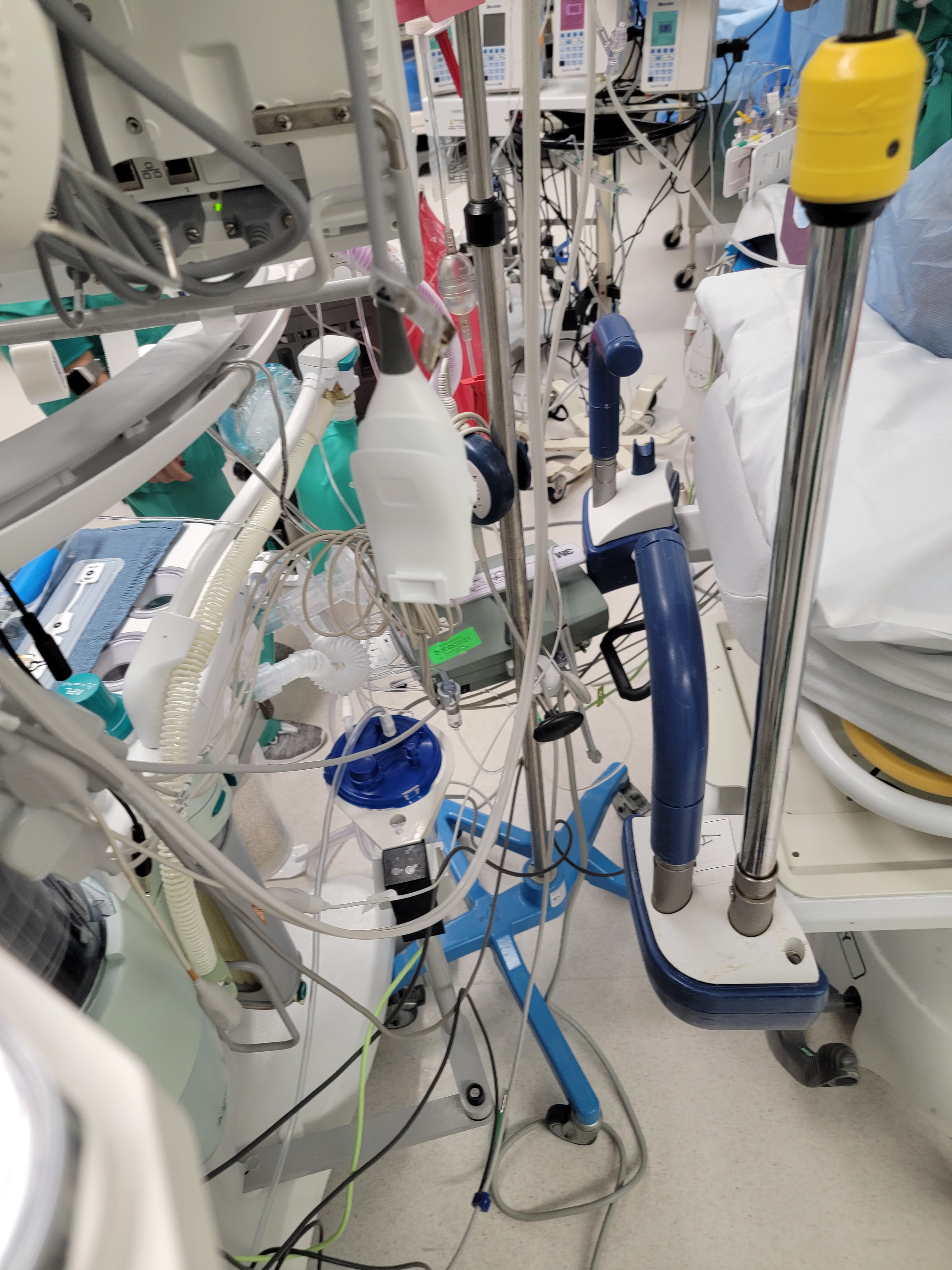 IV Pole Collisions & Mobility Constraints — field photo 2