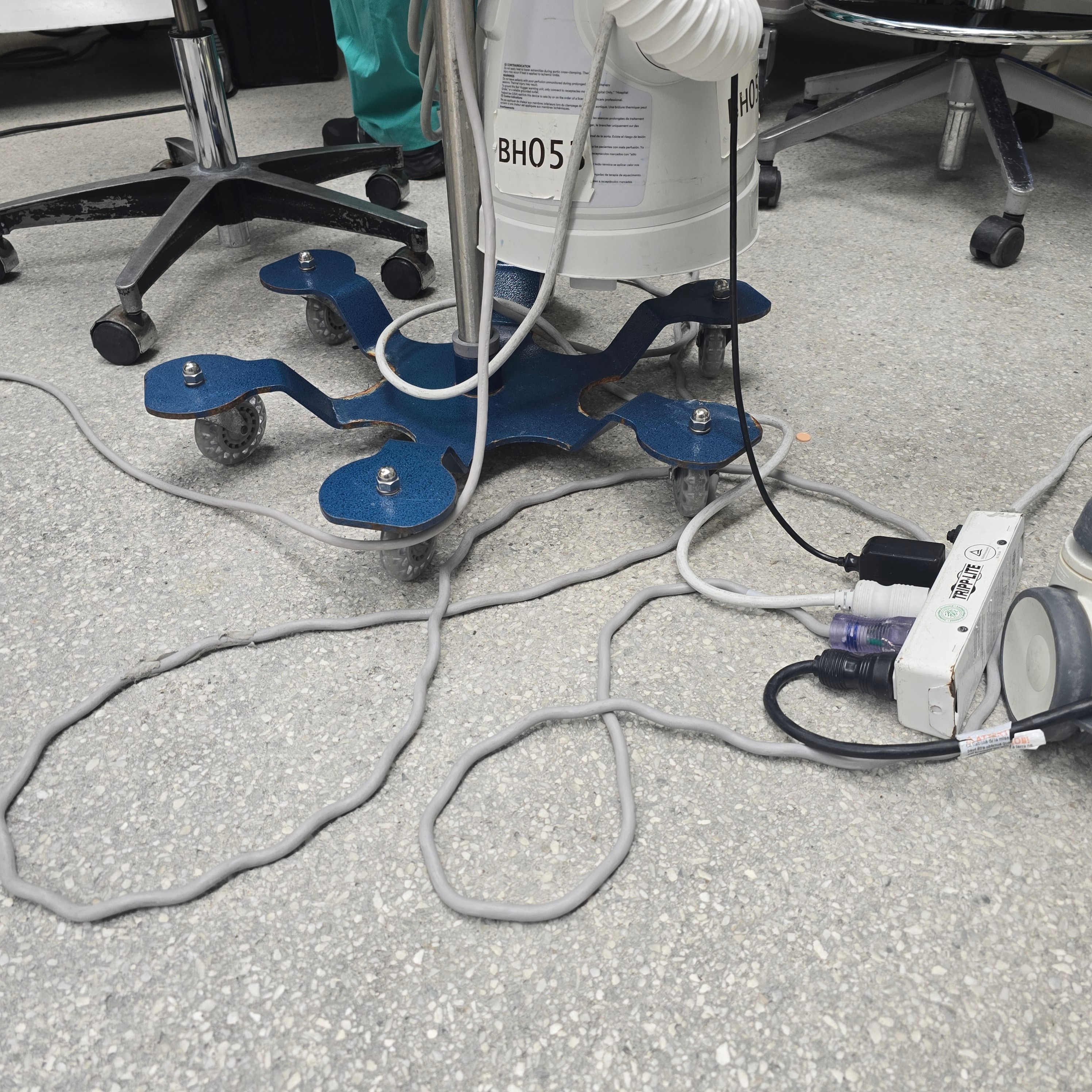 Improvised Power & Cable Burden — field photo 4